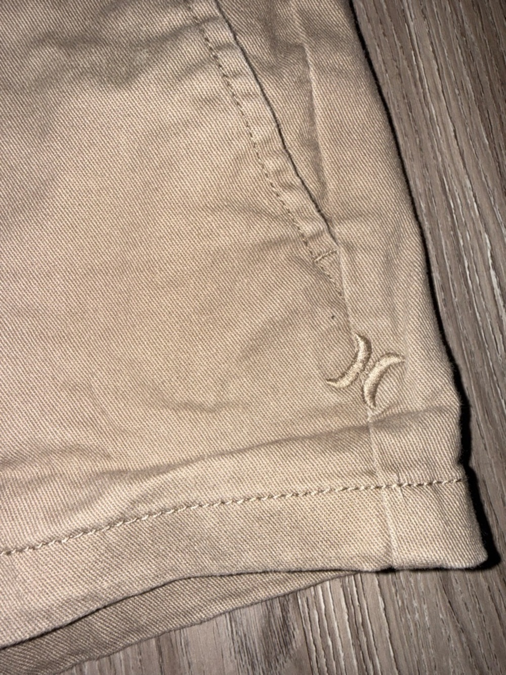 Hurley Women's Tan Cotton Bermuda Shorts - Picture 2 of 8